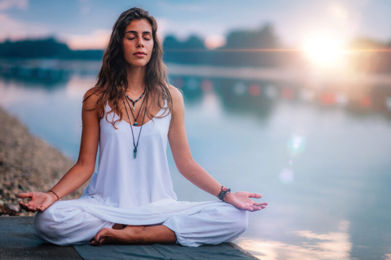 Mindful Thoughts: How to Cultivate Awareness for a More Balanced Life